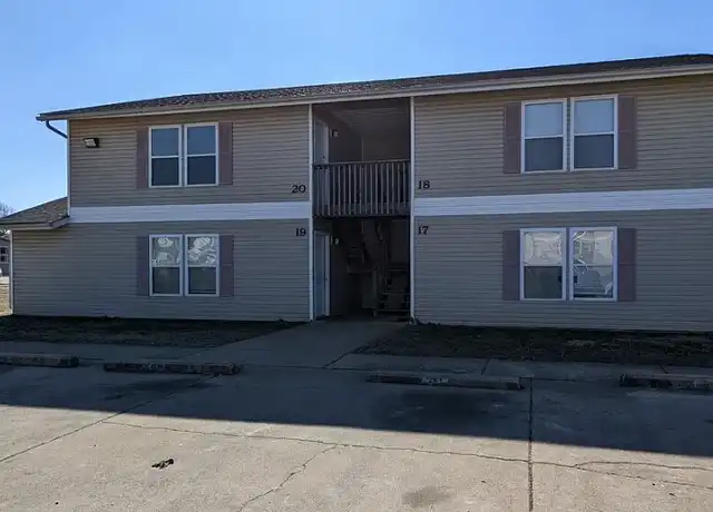 Property at Pine View Apartments - 204 N Washington St, Desloge, MO, 63601, 1-2 bed, 1 bath, [object Object]
