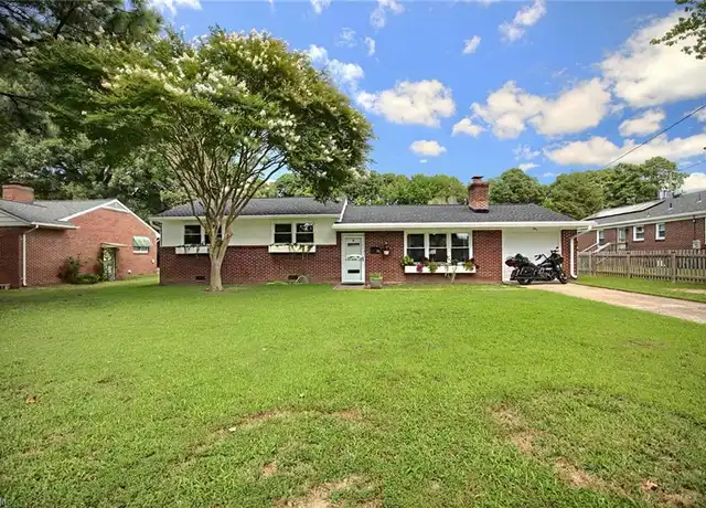 Property at 13 Wendfield Cir, Newport News, VA, 23601, 3 beds, 2 baths, [object Object]