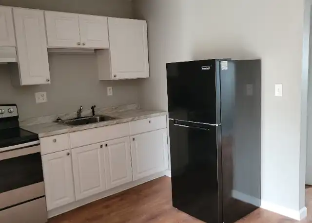 Property at 99 Chris Dr Unit 12, Warner Robins, GA, 31093, 1 bed, 1 bath, [object Object]