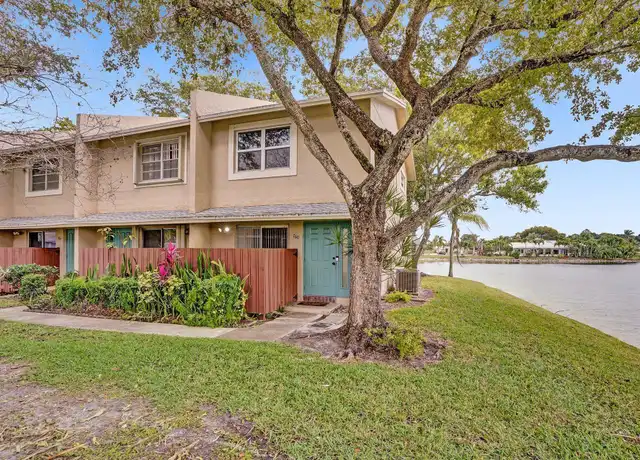 Property at 760 Banks Rd, Coconut Creek, FL, 33063, 2 beds, 2 baths, [object Object]