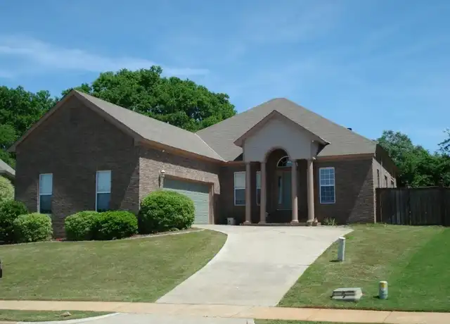 Property at 1966 Chancellor Ridge Rd, Prattville, AL, 36066, 4 beds, 2 baths, [object Object]