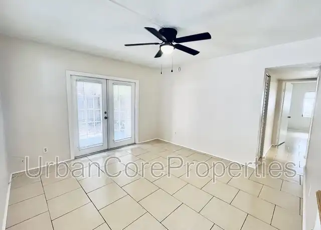 Property at 423 18th Ave N Unit A, St. Petersburg, FL, 33704, 1 bed, 1 bath, [object Object]
