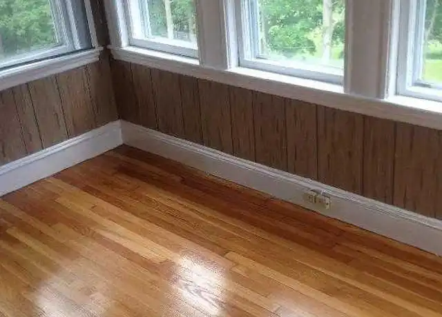 Property at 49 Algonquin Rd, Chestnut Hill, MA, 02467, 4 beds, 1 bath, [object Object]
