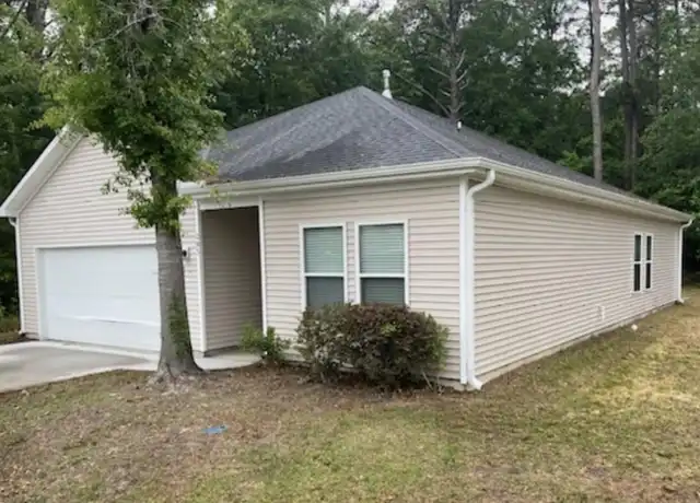 Property at 205 W Pine St, Summerville, SC, 29485, 3 beds, 2 baths, [object Object]