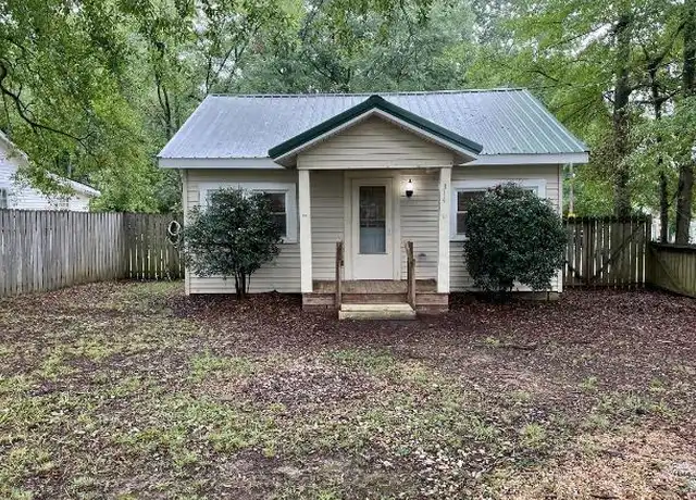 Property at 314 Clifton Ter, Carrollton, GA, 30117, 2 beds, 1 bath, [object Object]