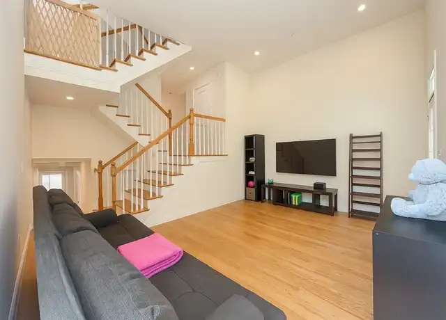 Property at 117-135 Harvey St Unit 119, Cambridge, MA, 02140, 3 beds, 2.5 baths, [object Object]
