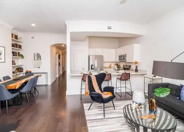 Property at 6499 Arnot St, Houston, TX, 77007, 1 bed, 1 bath, [object Object]
