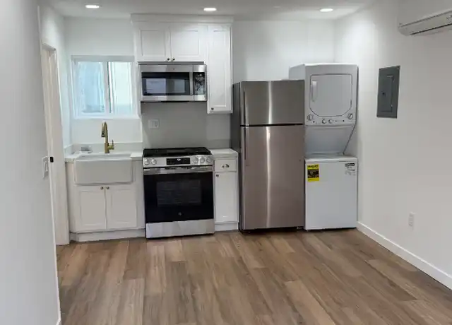 Property at 7056 W 85th St, Los Angeles, CA, 90045, 1 bed, 1 bath, [object Object]