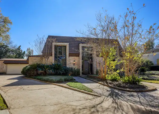 Property at 5203 Braesvalley Dr, Houston, TX, 77096, 4 beds, 3.5 baths, [object Object]