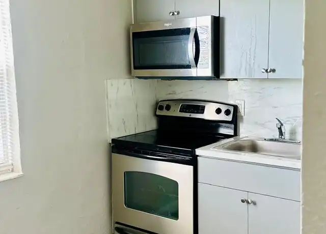 Property at 1801 NW 54th St Unit RH1801-3, Miami, FL, 33142, 2 beds, 1 bath, [object Object]