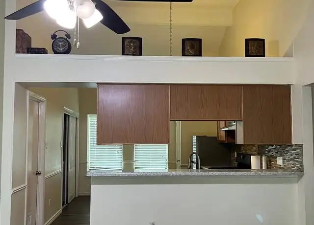 Property at 818 Clearwater Trl, Round Rock, TX, 78664, 4 beds, 2 baths, [object Object]