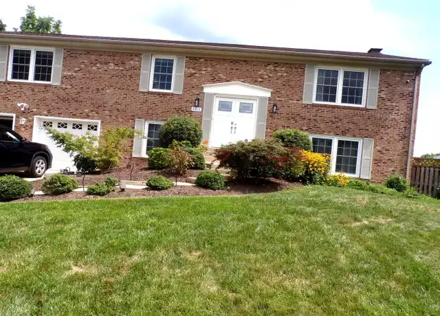 Property at 5915 Parkridge Ln, Alexandria, VA, 22310, 4 beds, 3 baths, [object Object]