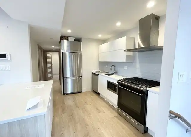 Property at 118 Buttonwood St Unit 3, Boston, MA, 02125, 4 beds, 2 baths, [object Object]