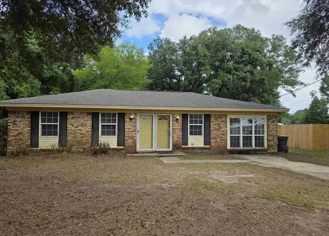 Property at 4925 La Ceiba Dr, Pensacola, FL, 32526, 3 beds, 1.5 baths, [object Object]