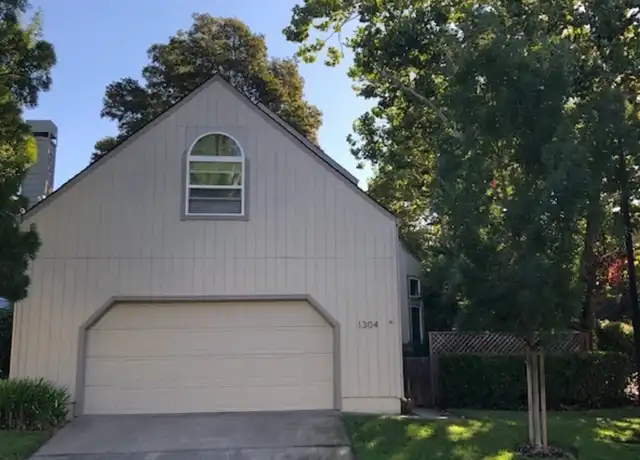 Property at 1304 Foothill Dr, Healdsburg, CA, 95448, 3 beds, 2.5 baths, [object Object]