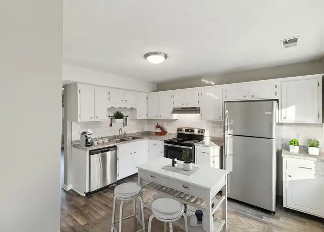 Property at Retreat at Concord - 137 W Concord Dr, Clarksville, TN, 37042, 2 beds, 1-1.5 bath, [object Object]