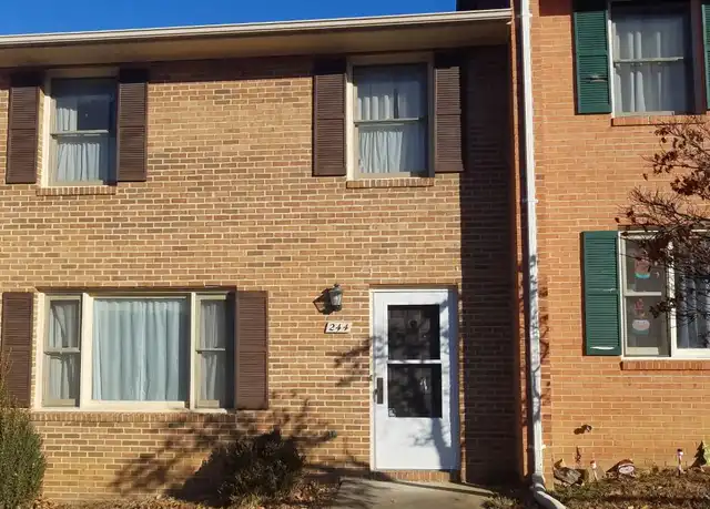 Property at 244 Overlook Ct, Fredericksburg, VA, 22405, 3 beds, 2.5 baths, [object Object]