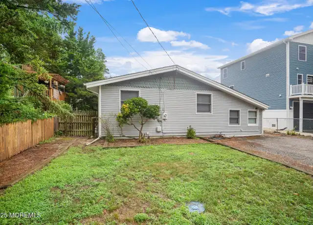 Property at 9 Admiral Dr, Tuckerton, NJ, 08087, 2 beds, 1.5 baths, [object Object]