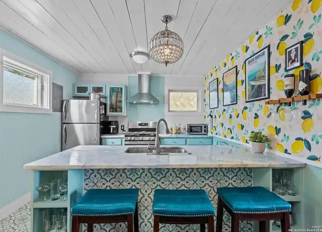 Property at 331 Simon, San Antonio, TX, 78204, 1 bed, 1.5 baths, [object Object]