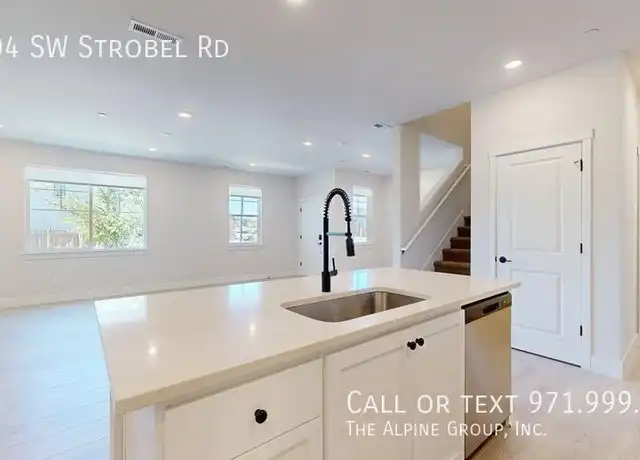 Property at 12804 SW Strobel Rd, Beaverton, OR, 97007, 3 beds, 2.5 baths, [object Object]