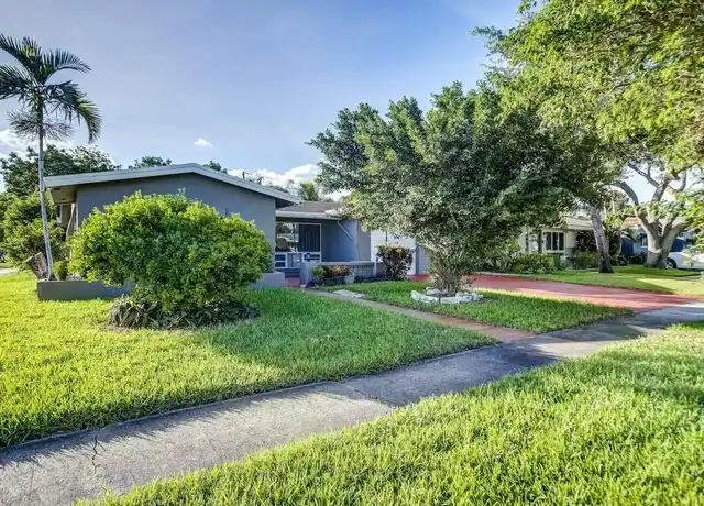 Property at 1700 N 47th Ave, Hollywood, FL, 33021, 4 beds, 3 baths, [object Object]