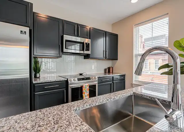 Property at Xander on State - 265 E State St, Columbus, OH, 43215, 2 beds, 2 baths, [object Object]