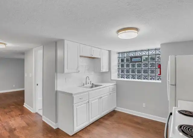 Property at 27 Winner Ave Unit 27B, Columbus, OH, 43203, 1 bed, 1 bath, [object Object]