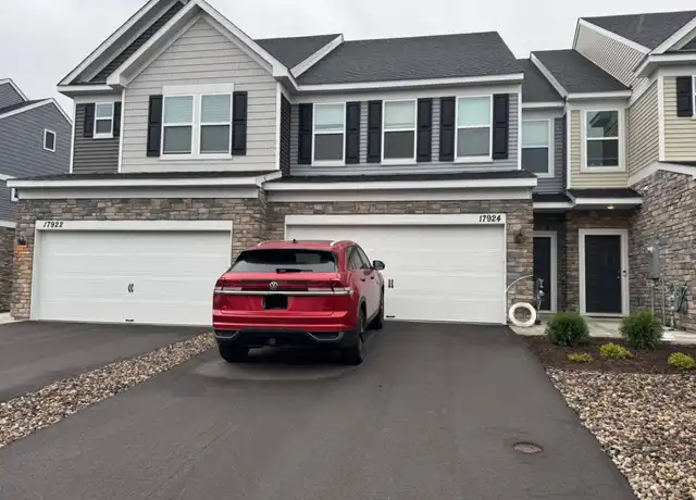 Property at 17924 Giants Way, Lakeville, MN, 55044, 3 beds, 2.5 baths, [object Object]