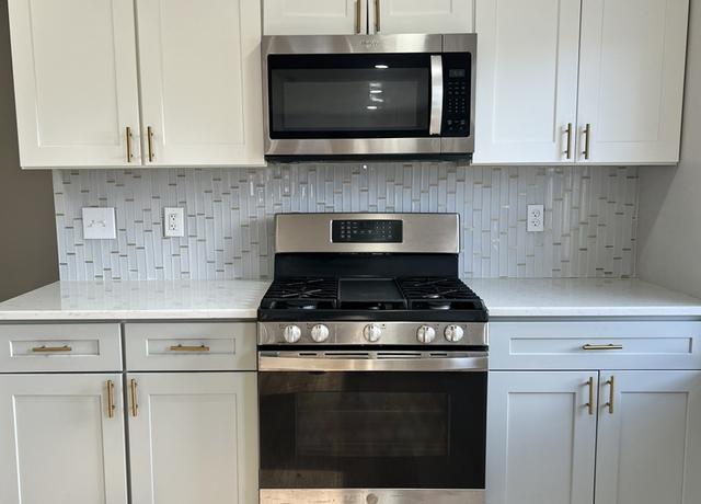 Photo of 52 Pelham St Unit 1, Methuen, MA 01844