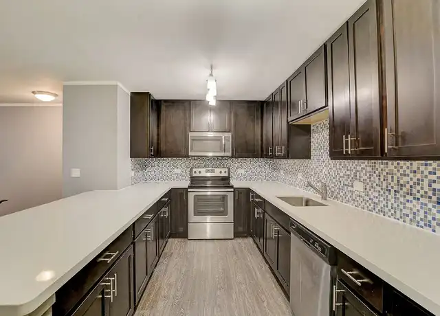 Property at Woodland Ridge Apartments - 3420 Joann Ln, Woodridge, IL, 60517, 1 bed, 1 bath, [object Object]