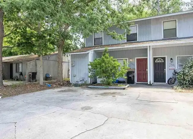 Property at 2013 SW 69th Dr, Gainesville, FL, 32607, 3 beds, 2 baths, [object Object]
