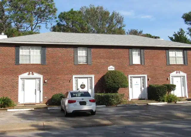 Property at 3050 Belle Meade Dr Unit B, Pensacola, FL, 32503, 2 beds, 1.5 baths, [object Object]