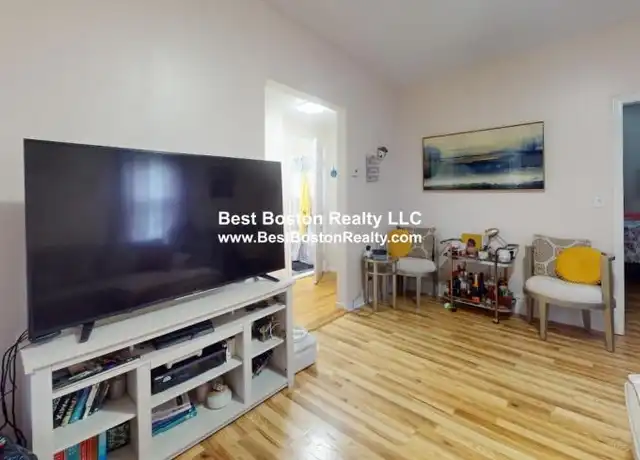 Property at 19 Harvard St, Everett, MA, 02149, 1 bed, 1 bath, [object Object]