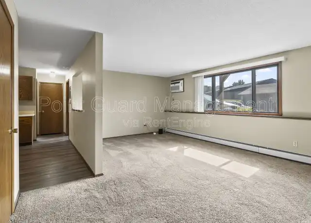 Property at 4101 S Locust Dr Unit 2, Sioux Falls, SD, 57105, 1 bed, 1 bath, [object Object]