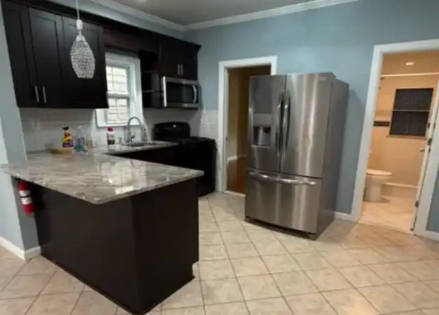 Property at 1011 Flora St Unit 2, Elizabeth, NJ, 07201, 2 beds, 1 bath, [object Object]