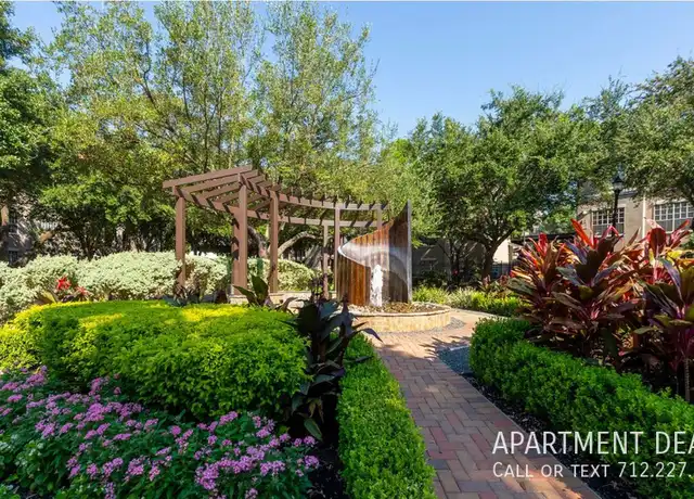 Property at 8 Oak Ct Unit 1885, Houston, TX, 77006, 2 beds, 2 baths, [object Object]