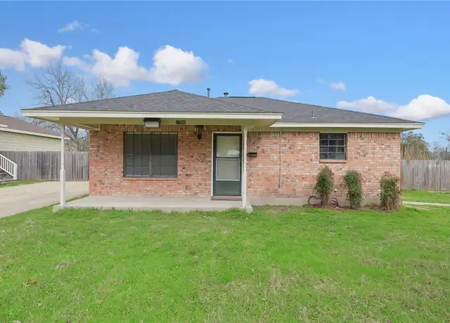 Property at 1807 S College Ave, Bryan, TX, 77801, 2 beds, 1 bath, [object Object]