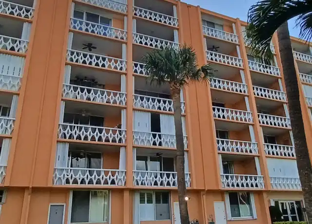 Property at 15 S Golfview Rd #303, Lake Worth Beach, FL, 33460, 1 bed, 1 bath, [object Object]