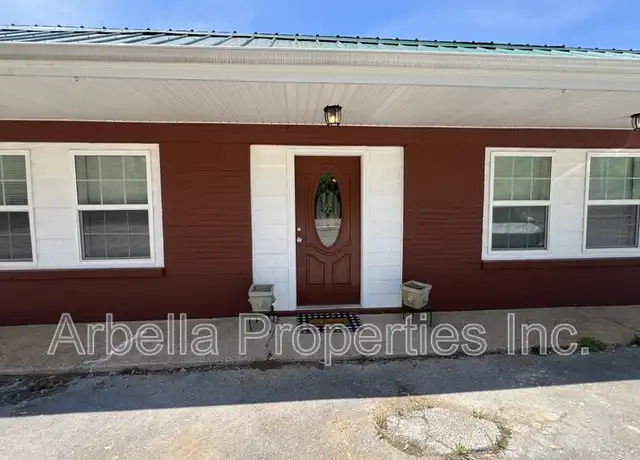 Property at 1415 Kingsport Hwy, Greeneville, TN, 37745, 2 beds, 1 bath, [object Object]