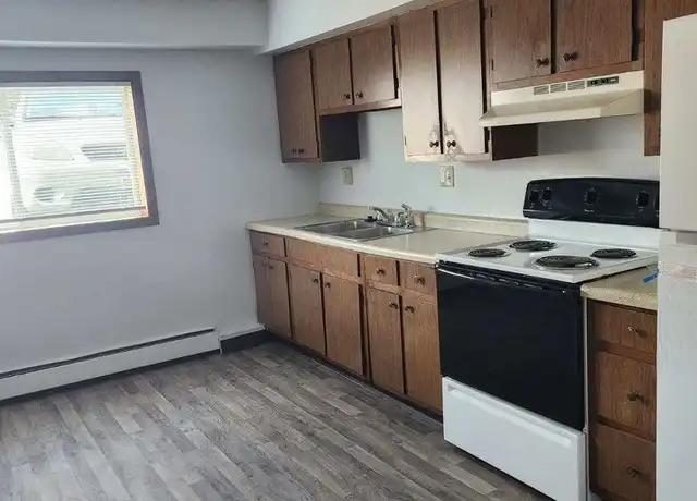 Property at The Malory Apartments - 1601 30th St NW, Cedar Rapids, IA, 52405, 2 beds, 1 bath, [object Object]