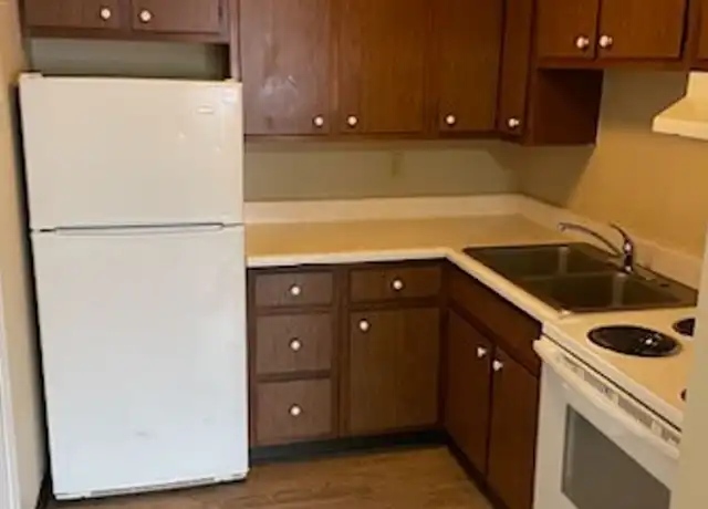 Property at The Malory Apartments - 1601 30th St NW, Cedar Rapids, IA, 52405, 0 beds, 1 bath, [object Object]