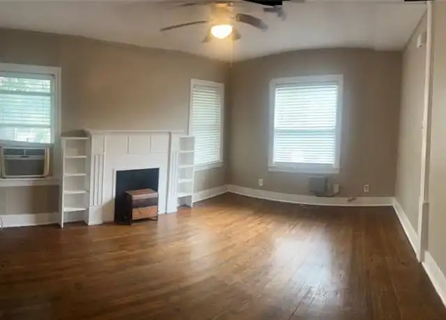 Property at 208-214 Sawyer Ave Unit 208, Denton, TX, 76201, 1 bed, 1 bath, [object Object]