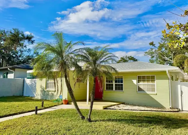 Property at 185 22nd Ave N, St Petersburg, FL, 33704, 2 beds, 1 bath, [object Object]