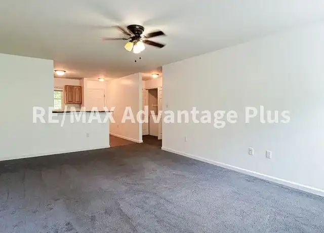Property at 1017 N Main St Unit B, Farmville, VA, 23901, 2 beds, 1 bath, [object Object]