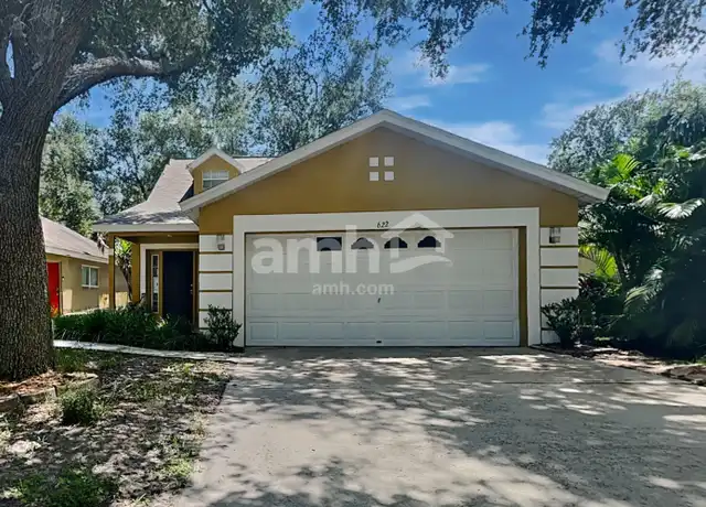 Property at 622 Cape Cod Cir, Valrico, FL, 33594, 4 beds, 2 baths, [object Object]