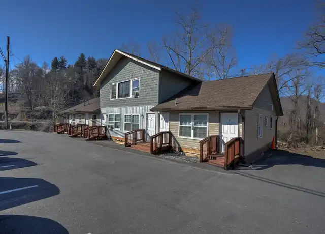 Property at 3110 #4 E Unit Old Cullowhee Rd unit 4, Cullowhee, NC, 28723, 1 bed, 1 bath, [object Object]