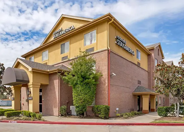 Photo of 13420 Southwest Fwy, Sugar Land, TX 77478