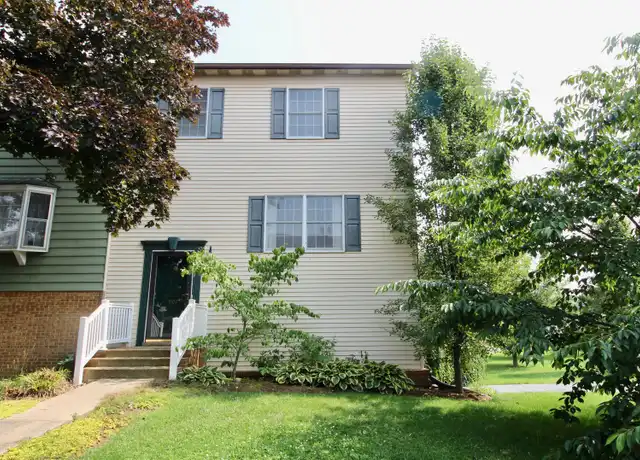 Property at 907 Meadowlark Dr, Harrisonburg, VA, 22802, 2 beds, 1.5 baths, [object Object]