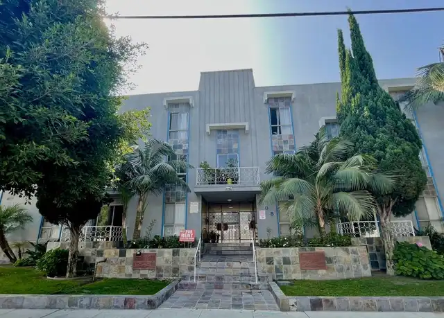 Property at 308 W Queen St Unit 4, Inglewood, CA, 90301, 2 beds, 2 baths, [object Object]