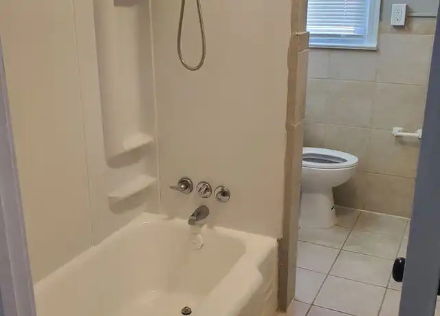 Property at 102 Rock St Unit 116B, Easton, PA, 18042, 1 bed, 1 bath, [object Object]